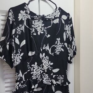 Express Black and White Floral Blouse